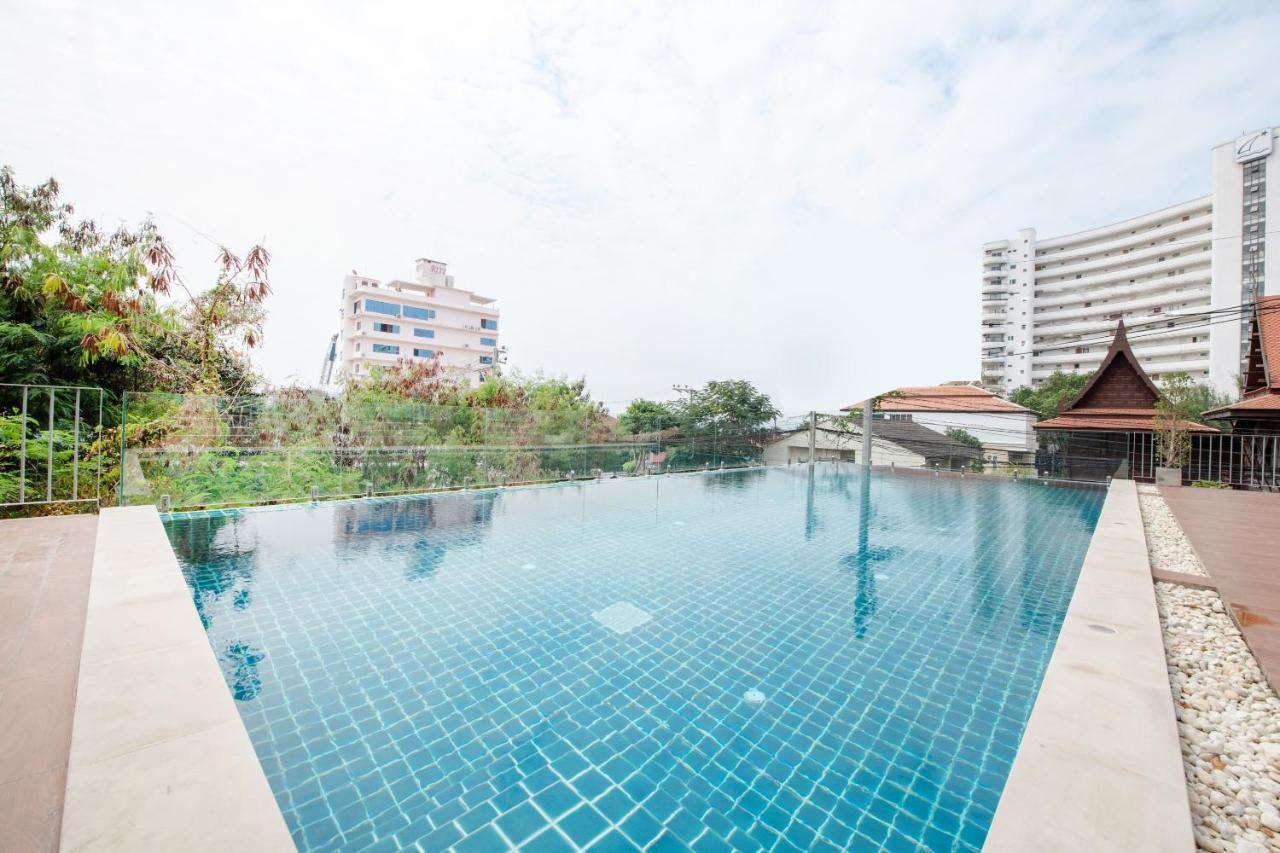 Blooming Hill Boutique Suites Pattaya Ngoại thất bức ảnh